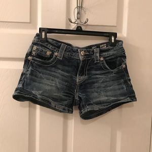 Miss Me Jean Shorts size 27 from Buckle